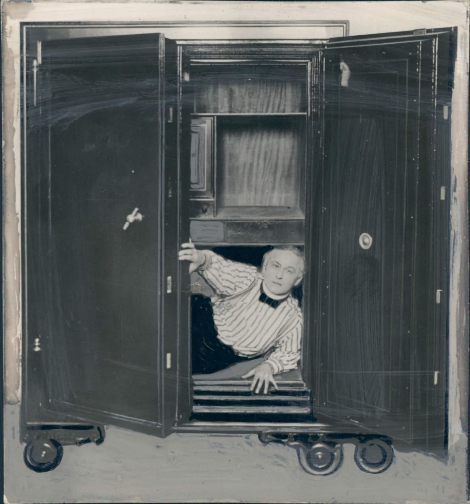 Escapologist Harry Houdini may have been perfectly comfortable being locked in a safe. Too many AEDs, on the other hand, are inaccessible in an emergency because they’ve been locked up for safekeeping.